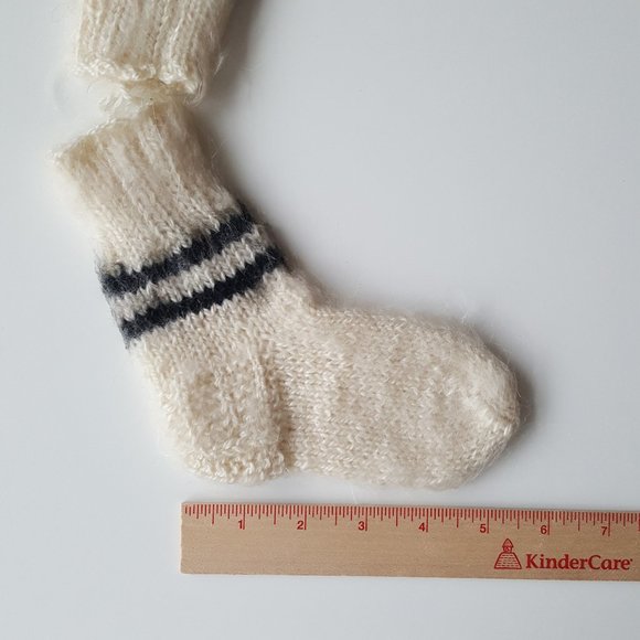 Handmade Wool Kids Socks - Picture 10 of 12